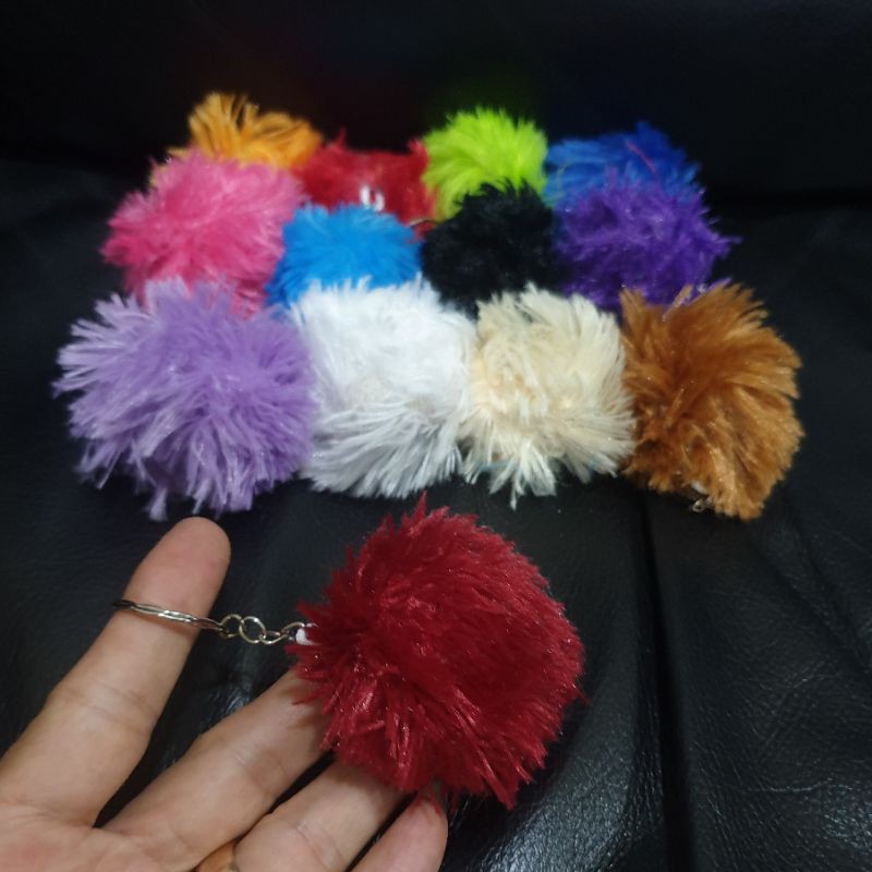 POM POM GANTUNGAN KUNCI DAN TAS LUCU BANGET