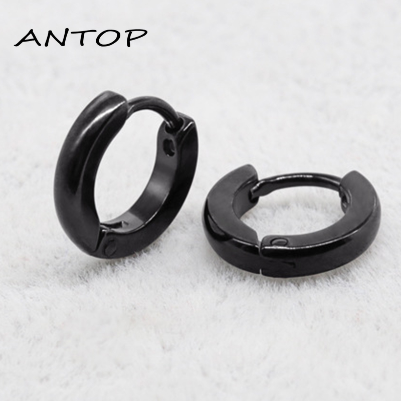 1 Pasang Anting Stud Bahan Stainless Steel Warna Hitam Gaya Korea Hip-Hop Gothic Punk Untuk Pria Dan Wanita