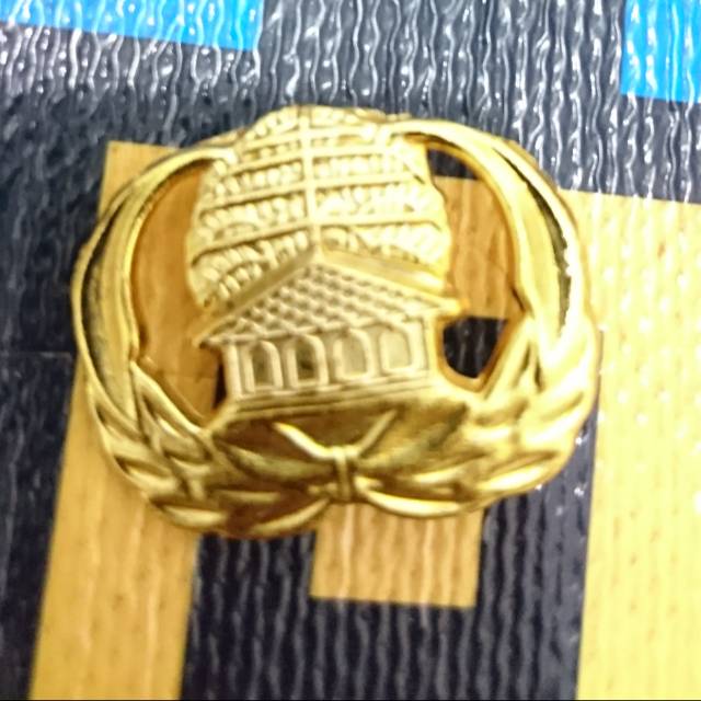 "korpri", "lencana korpri", "pin korpri", " korpri peniti ", "korpri mangnet", "korpri sepuh"