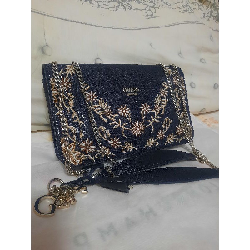 Tas clutch Guess preloved