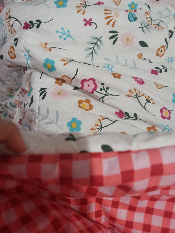 Bed Cover Ukuran Single 120 150 160 Isi Silikon 7 Oz