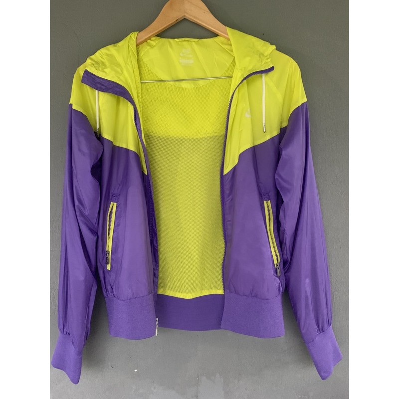 Jaket Nike ORI preloved size S