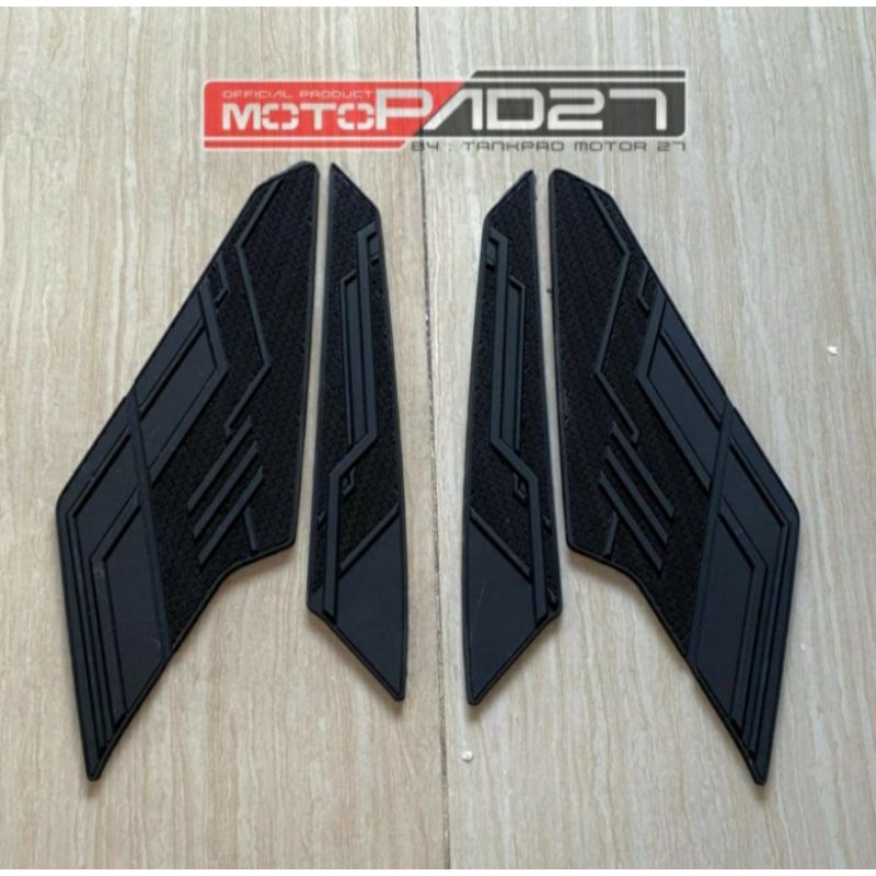 Stiker footstep Vario 160 3D Bahan karet Rubber Premium