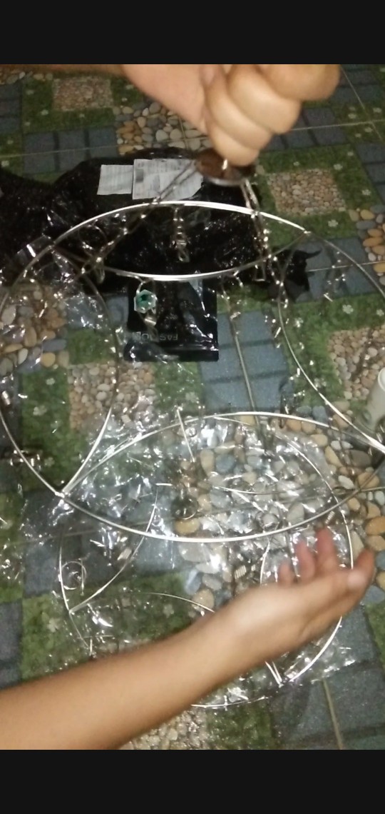 Gantungan Baju Bulat 20 Jepitan Full Stainless