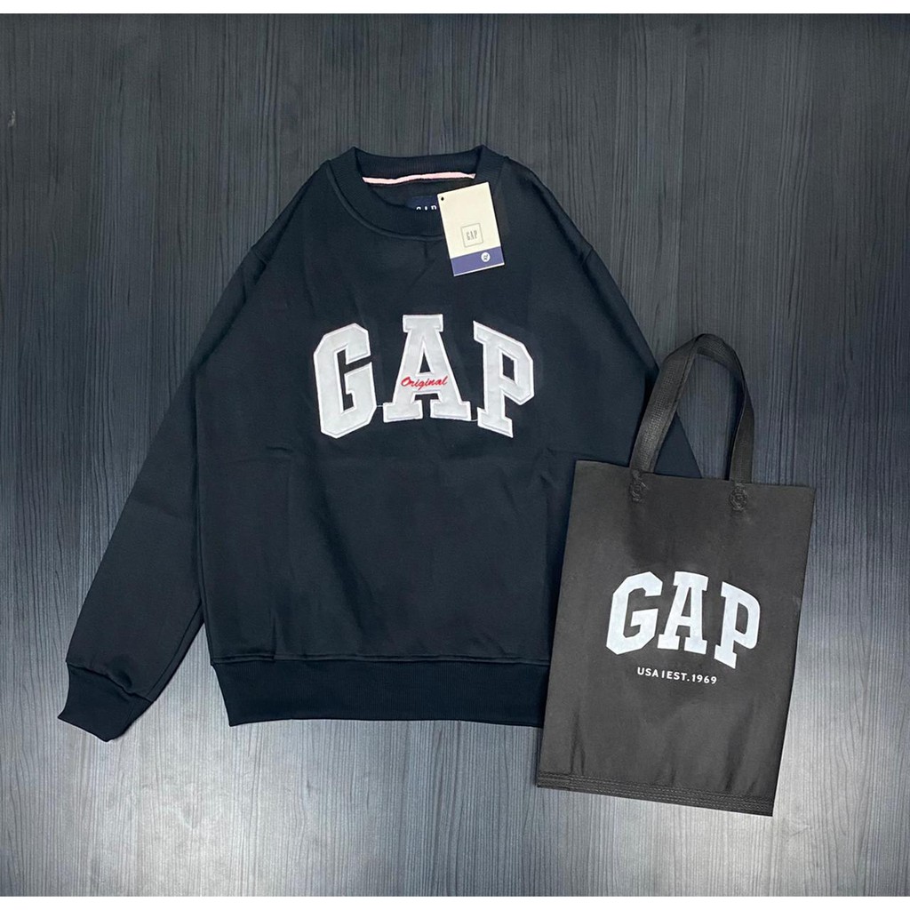 crewneck GAP 5 warna