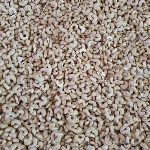 

KACANG MENTE MENTAH 200G