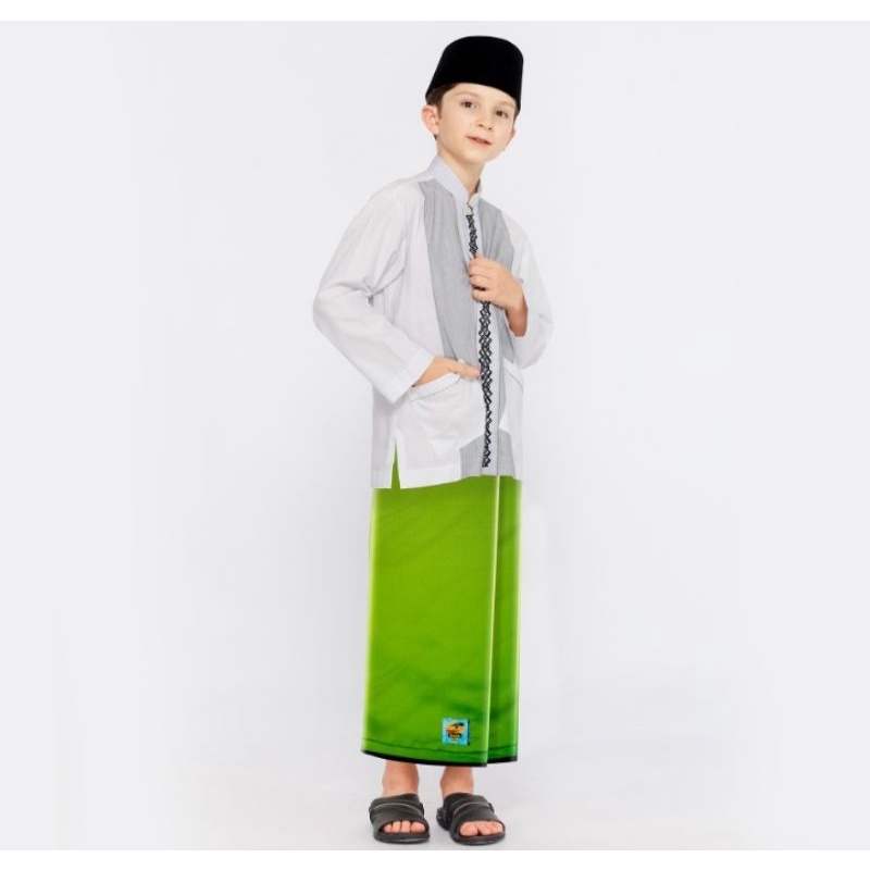Sarung Atlas junior 425 Es lilin warna polos hijau Olive