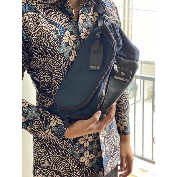 preloved owner tumi waistbag