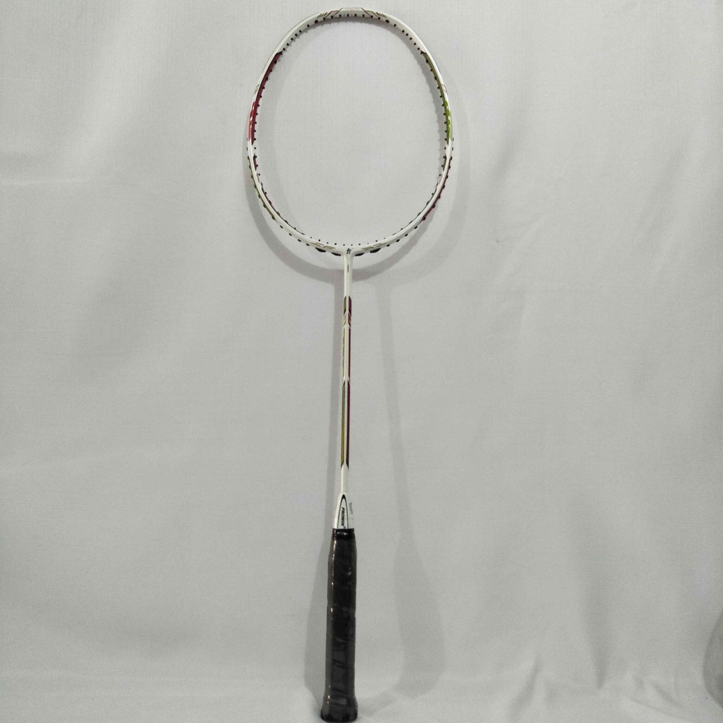 Prowin LIVIANO 210 Raket Badminton - Putih
