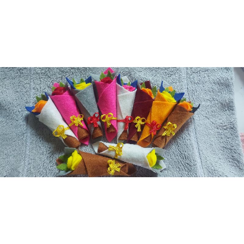 

Angpao/Amplop Buket Flanel Bunga Mawar
