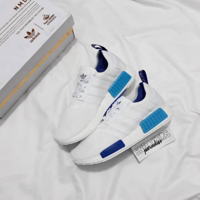 nmd r1 white blue