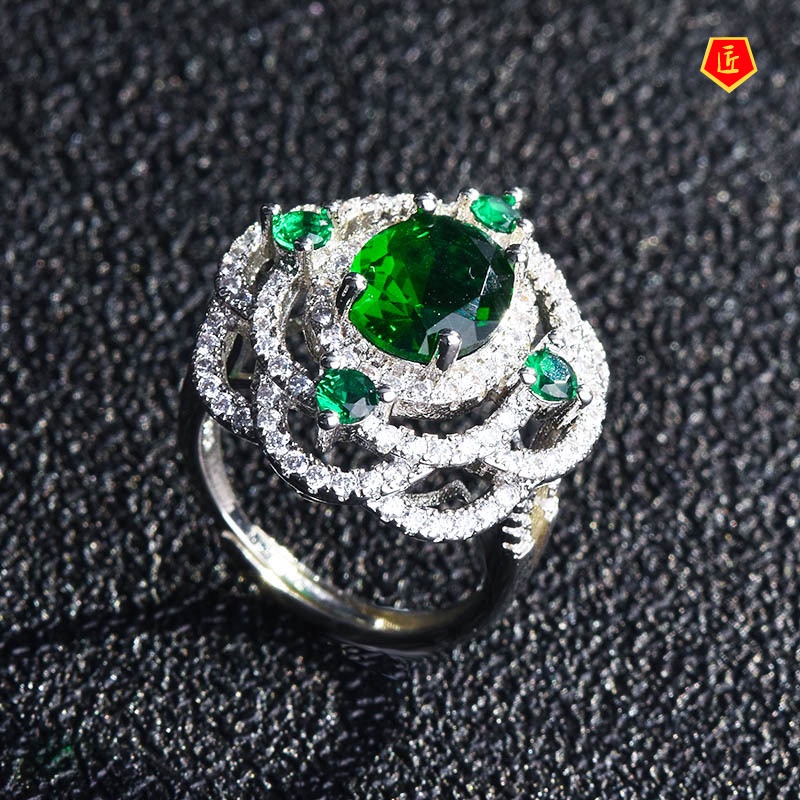 [Ready Stock]Luxury Elegant Micro-Inlaid Diamond Natural Emerald Ring