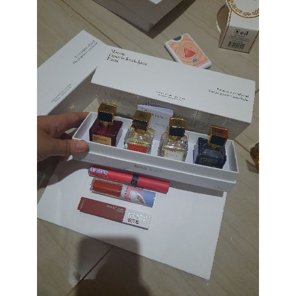 parfum set isi 4 varian berbeda baccarat-bakarat-original eropa- free 3 lipcream