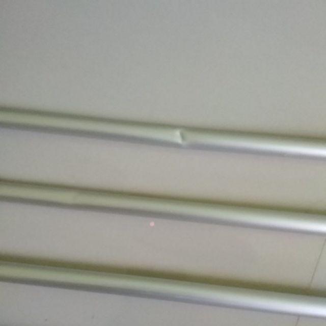 Rak Handuk Berkait Portabel 2 Susun Menempel Pada Dinding Bahan Aluminium 4.1!