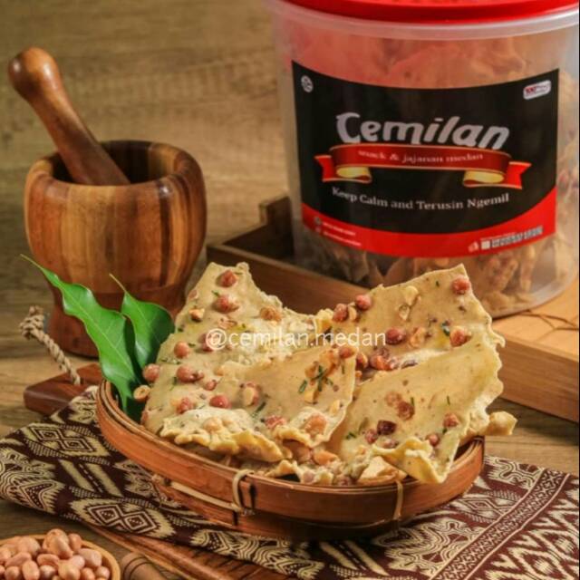 

PEYEK / REMPEYEK TOPLES / PEYEK TERI / PEYEK KACANG