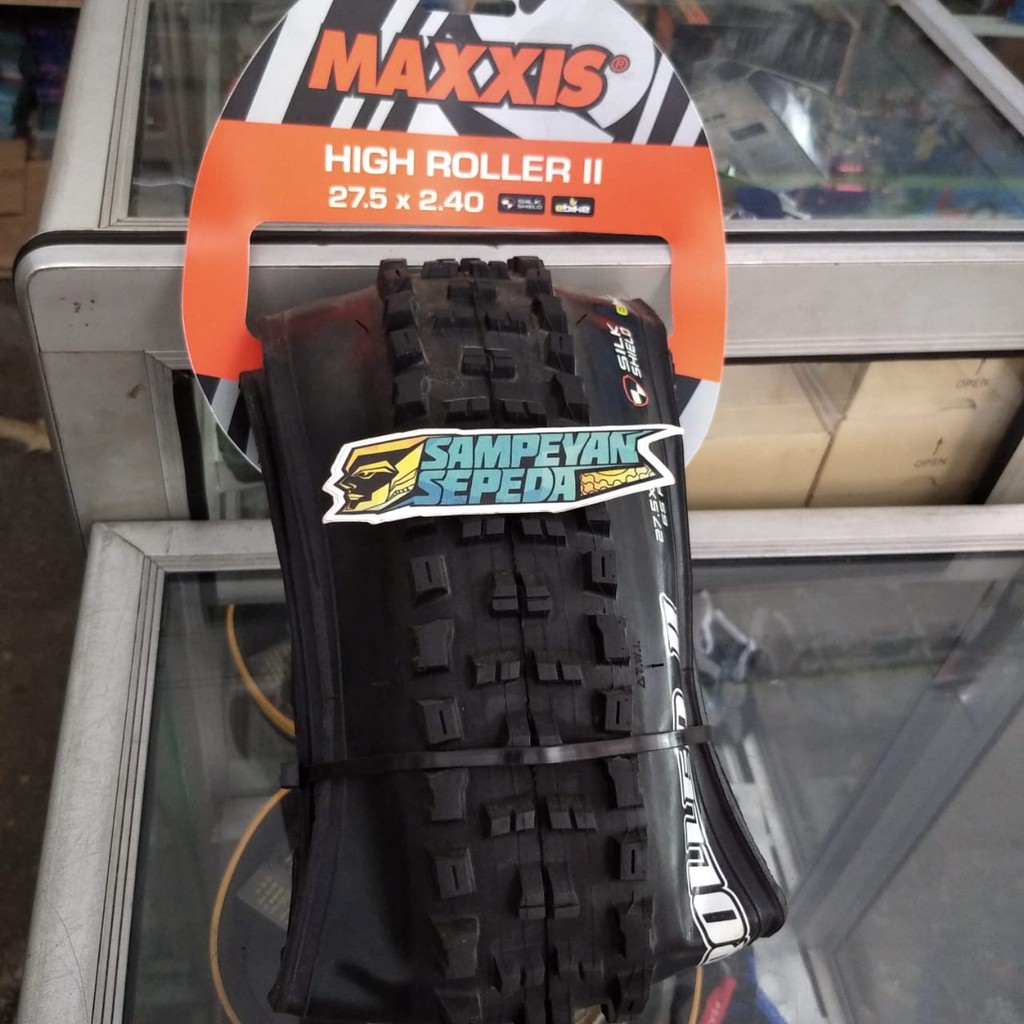 Ban Luar Sepeda Maxxis High Rolller 27.5x240