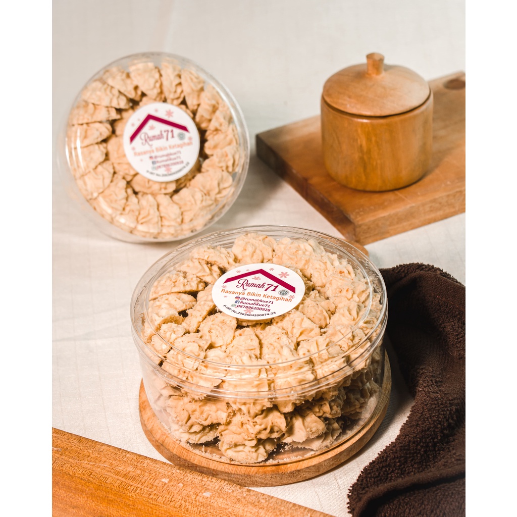 

Rumah71 Kue Sagu Keju Enak Gurih | Kue Kering Lebaran Homemade Cookies | Kemasan Toples | Cheese | Kue Natal | Kue Imlek