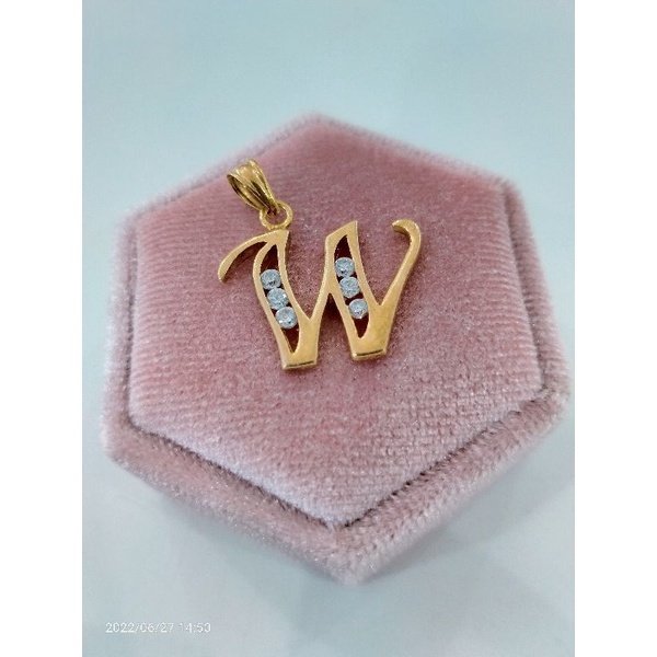 Liontin Huruf W Perak Lapis Emas (925 Sterling Silver Gold Plated) 2124423