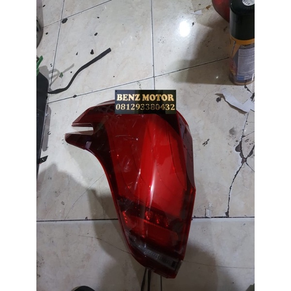 Stoplamp Toyota Alphard Facelift