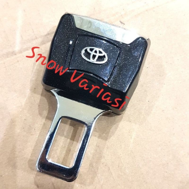 colokan safety blet/ Seatbelt logo Toyota / Safety Belt logo Toyota