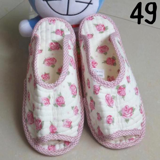 Trendi Sandal Wanita Murah Shabby Quilt / Sendal Anti Slip Cantik Rose Hot Sale
