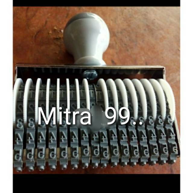 

Stempel Angka 4 mm 16 Digit.
