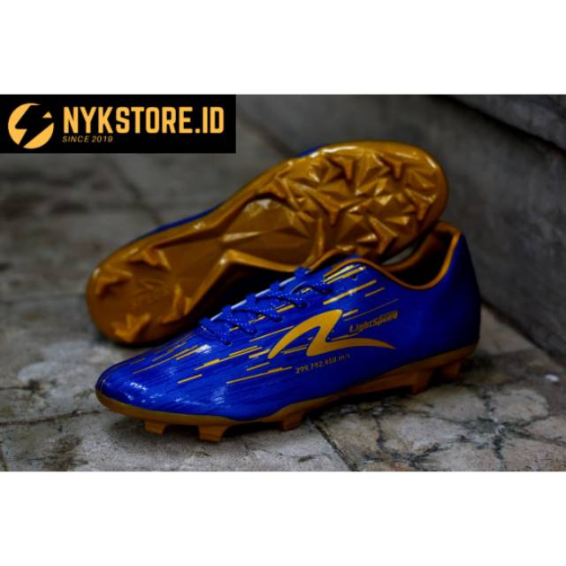 Sepatu sepakbola original Specs accelerator lightspeed reborn FG