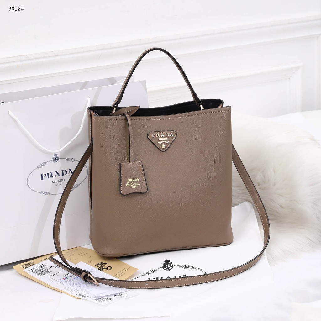 Tas Medium Saffiano Leather Panier Bag #6012