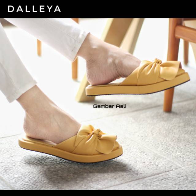 Lilyshoes TARI dalleya sandal  slip selop  wanita 