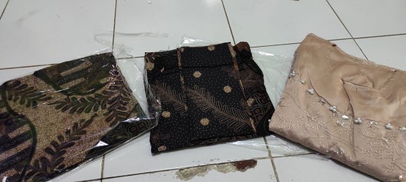 Batik Couple Acara Resmi Kondangan Tunangan Nikahan Kantoran Dll