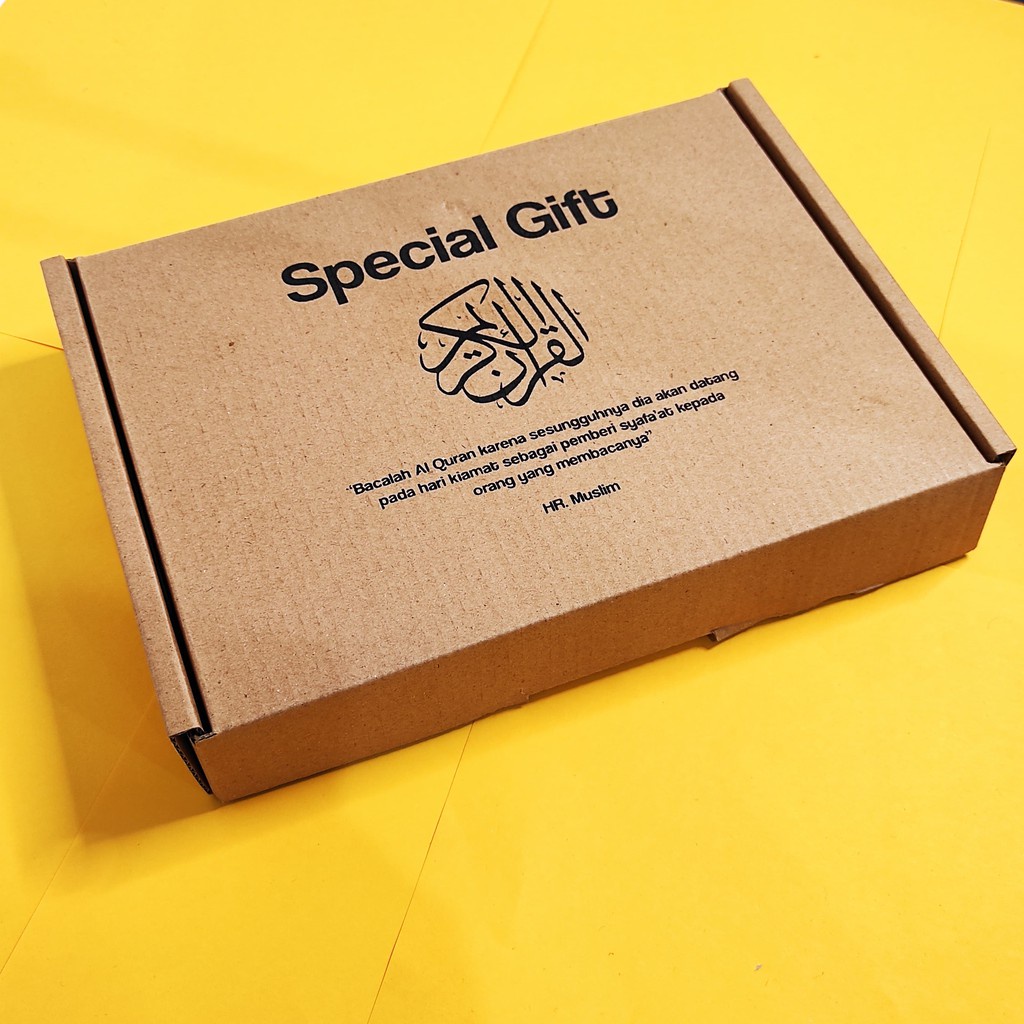 

BOX CARTON UNTUK HADIAH UKURAN BUKU A5 - EXCLUSIVE TULISAN SPESIAL GIFT