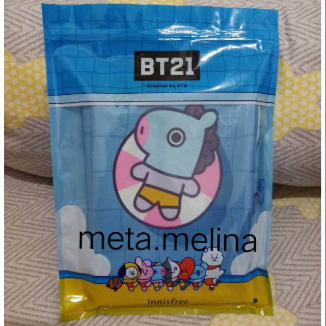 BT21 Limited  Edition Beach Towel x Innisfree