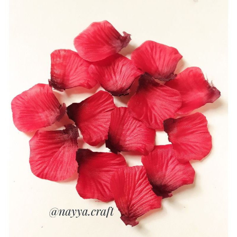 Rose Petal Kelopak Bunga Mawar Imitasi Pernikahan Wedding Tunangan Ulang Tahun per pack 100 pcs