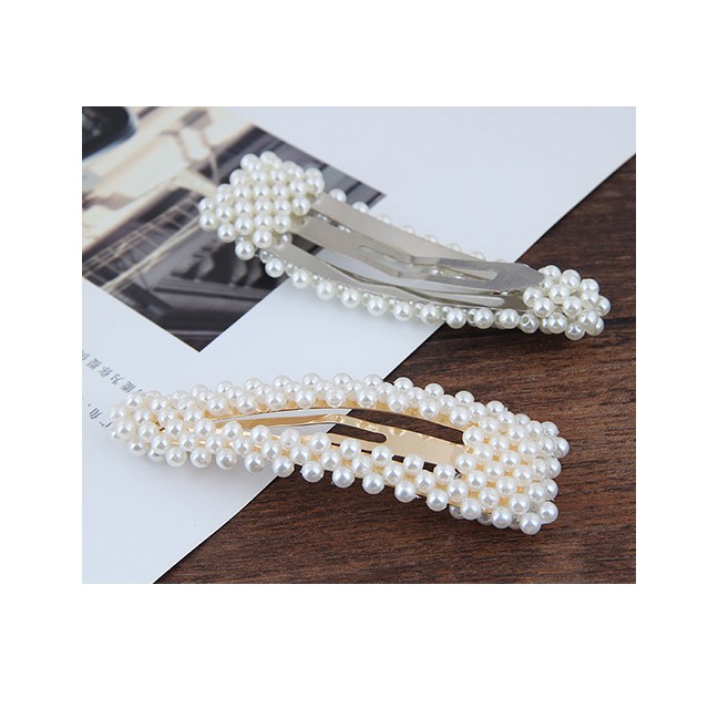 LRC Jepit Rambut Fashion Silver (silver Bottom) Pearl Small Flower Hairpin A57693