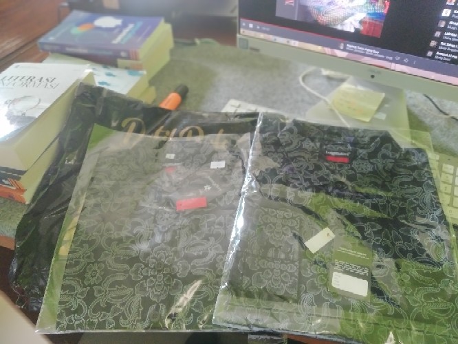 Kemeja Batik Slimfit Anak Hitam Abu Batikbule