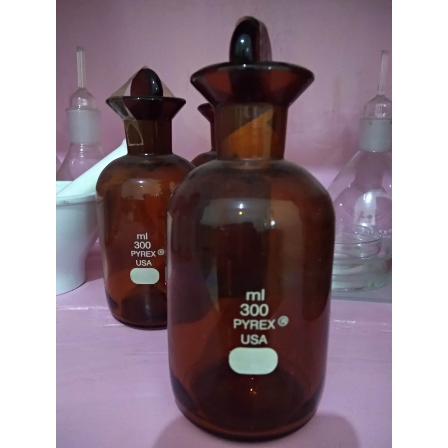 BOD Bottle Pyrex USA 300 ml Amber