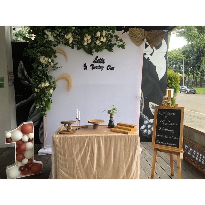 SEWA BACKDROP ULANG TAHUN TEMA RUSTIC