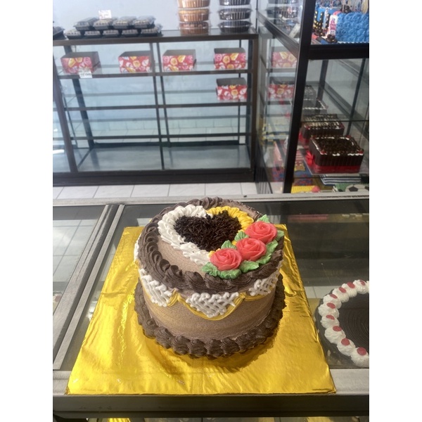 

KUE TART LAPIS SURABAYA UKURAN 18 CM MODEL 6