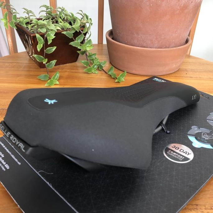 Selle Royal Sadel Sepeda Scientia Athletic A2 Medium Unisex