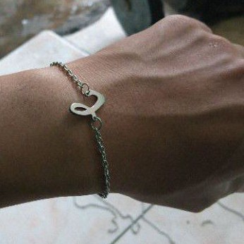 gelang titanium anti karat inisial