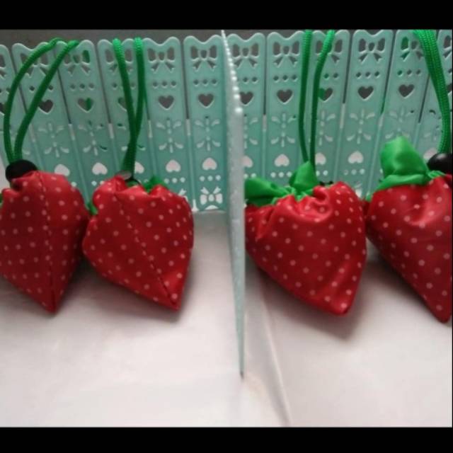 

Goody Bag Strawberry