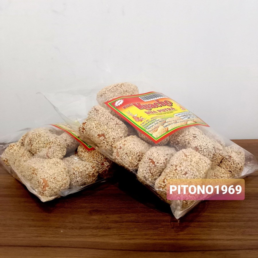 

Kue Manco/Muacho Khas Malang