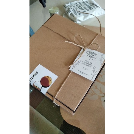 

box hampers | box jajan | box aesthetic