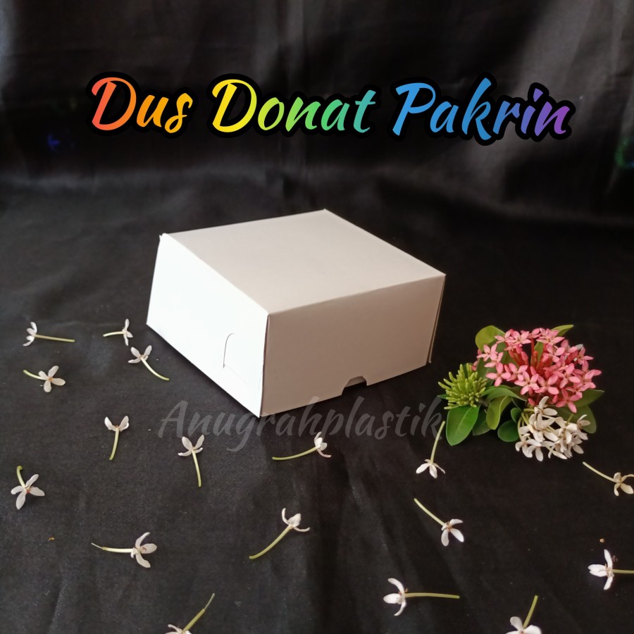 

Dus Donat Pakrin Uk 10,5 x 10,5 x 5,5 cm / Dus Kue (per pack)