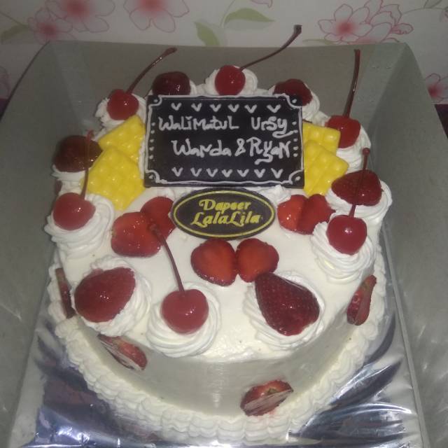 

Kue Ulang Tahun Blackforest / Blackforest Kue Ulang Tahun / Blackforest Kue Ultah