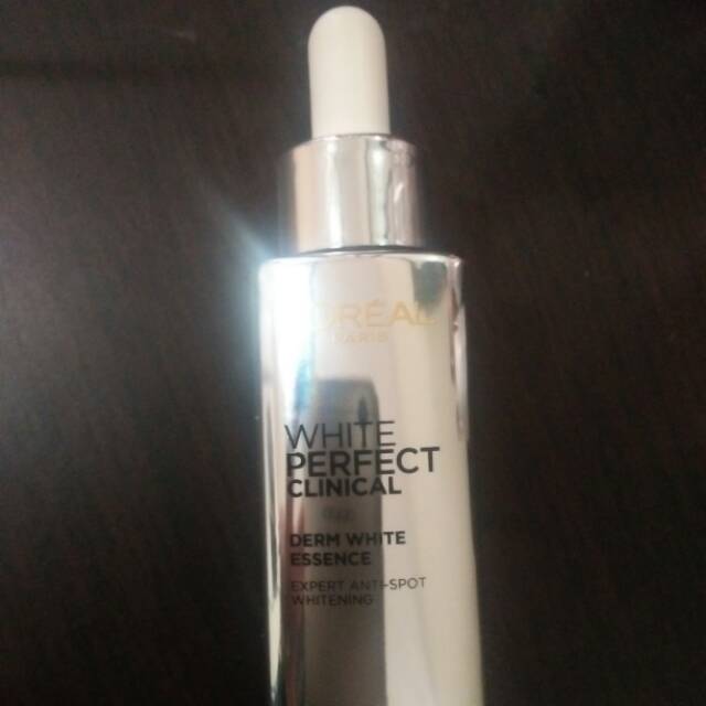 Preloved - Loreal White Perfect Clinical Essence 30ml