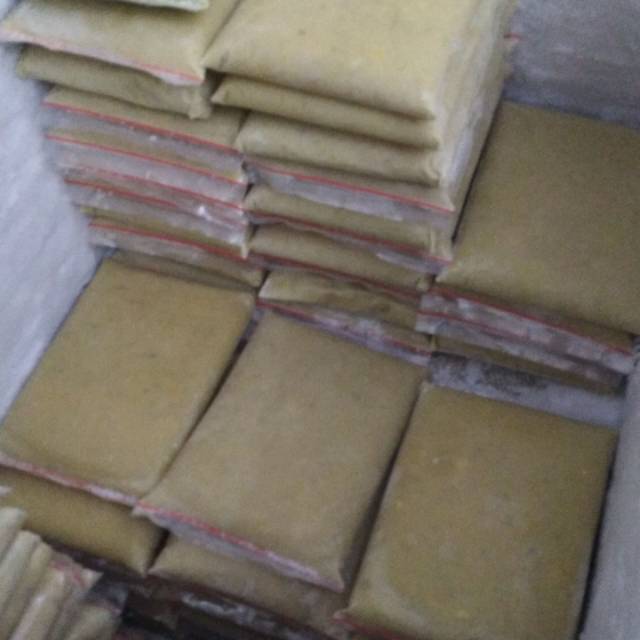 

DAGING DURIAN TANPA BIJI