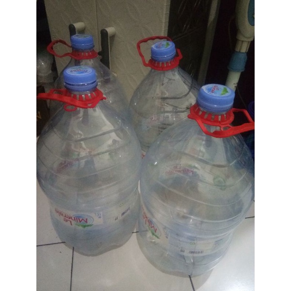 

Galon Le Mineral 15 Liter Bekas