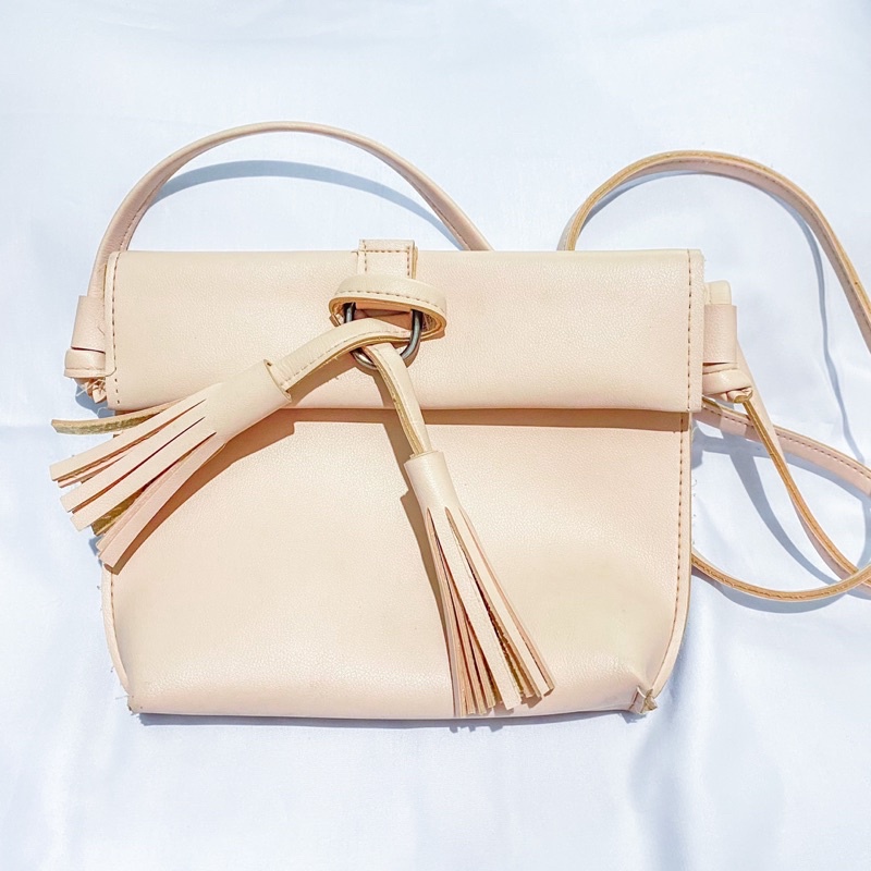 Preloved Tas Warna Nude