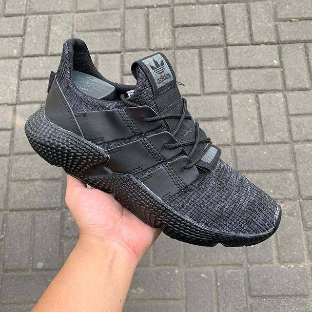 Sepatu Adidas Prophere Import Premium Vietnam Sneakers Cowok Cewek Running Olahraga Sekolah Kerja